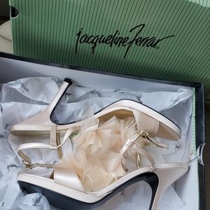 JACQUELINE FERRAR shoes